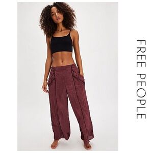 ♥️SALE♥️NWTS-$100 FREE PEOPLE Pretty Please Pants Large in Shiraz Combo Soft!